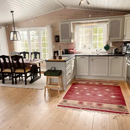 Middagslia - At Skrim With Amazing View *