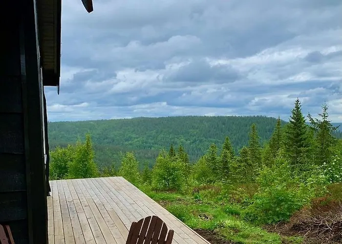 Middagslia - At Skrim With Amazing View Omholt